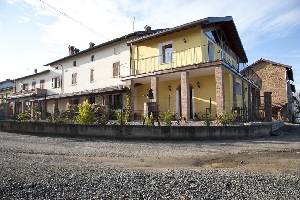 Agriturismo Il Vecchio Portico Francavilla Bisio Экстерьер фото